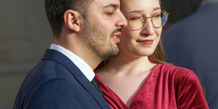 An Obituary for a Relationship That Died Too Soon – A Story of Love, Loss, and Letting Go